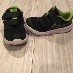 Nike size 9c (toddler)